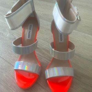 Steve Madden - heels - size US 8
